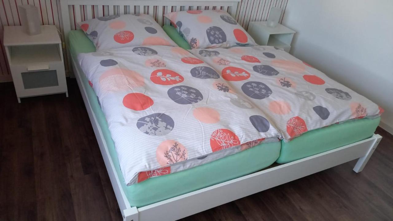 Ferienwohnung Sternfeld Osburg ภายนอก รูปภาพ