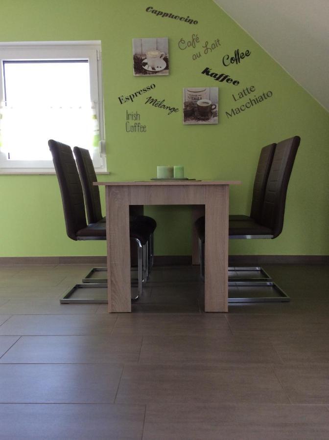 Ferienwohnung Sternfeld Osburg ภายนอก รูปภาพ