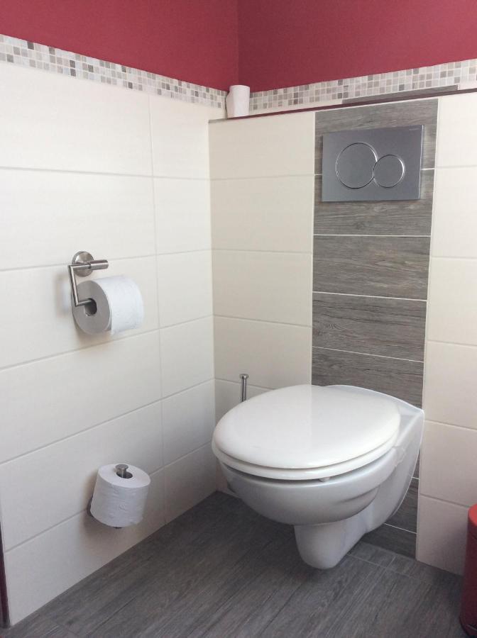 Ferienwohnung Sternfeld Osburg ภายนอก รูปภาพ